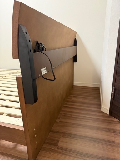 美品　ダブルベッド　
