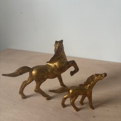 馬の置物の画像