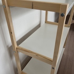 IKEA エーケナッベン 棚 使用感ありの画像