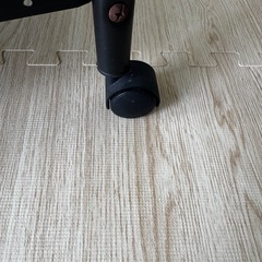 スチールラックゴマ付きの画像