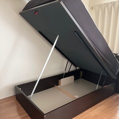 【美品】　ニトリ セミダブル  ベッドフレームの画像