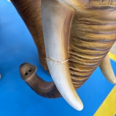 巨大 　象の置物  陶器製の画像