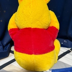 くまのプーさん ギガジャンボピカブーぬいぐるみ の画像