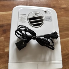 スチームファン式加湿器の画像