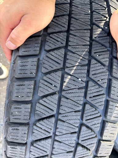 ブリヂストン 235/65R18 DM-V3 国産 スタッドレスタイヤ