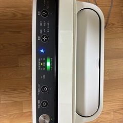 空気清浄機　SHARPの画像