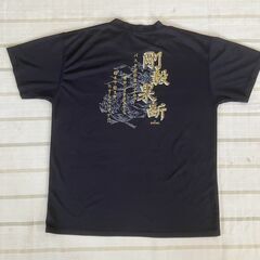 SPALDING半袖　 練習着　メンズＬ　黒色 (バスケ背中にバスケ文字有り）の画像