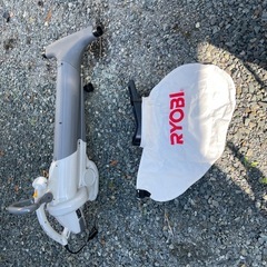 RYOBI強力な大型ブロア枯葉集め
の画像