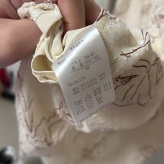 花柄ワンピースの画像