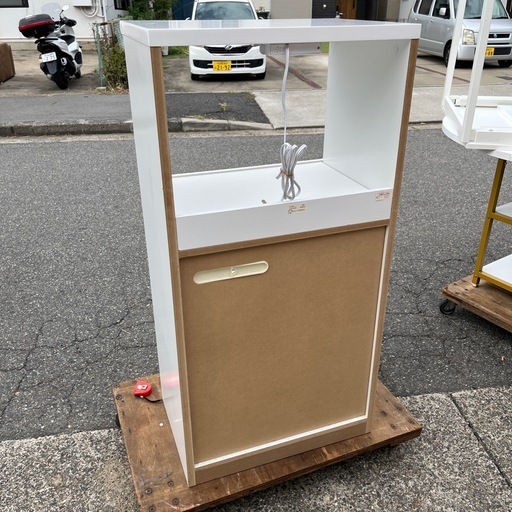 【内田工芸】レンジボード　レンジ台　キッチン収納　食器棚　ホワイト　白　コンセント付き　【横60奥41.2高120.5】