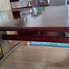 ブラウン木製長方形ダイニングテーブル ２５万円で購入 直接取りに来てくれる方限定の画像