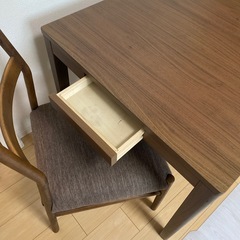 テーブルの画像