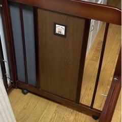 ベビーベッドの画像
