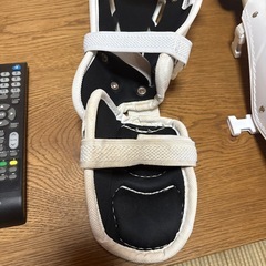 フットガード(左足)の画像