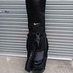 希少♪NIKE GOLF ナイキ　ゴルフ　キャディバッグ　ブラック　廃盤品の画像