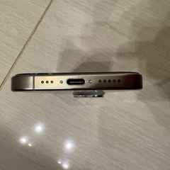 iPhone16pro 256GB SIMフリー　+ケース、フィルムの画像