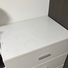 完成品 4段　チェスト タンス　ホワイト　収納家具　引き出し 収納ケース たんすの画像