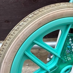 ブリヂストン　一輪車　 16インチ　ぐりーんグリーンの画像