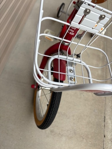 赤　自転車　補助輪付き　防犯登録削除済み