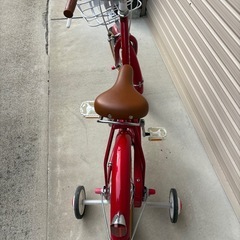 赤　自転車　補助輪付き　防犯登録削除済みの画像