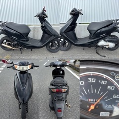 ⭐️ディオ低燃費FIモデル⭐️バッテリーグリップ・プラグなど新品交換❗️社外マフラー仕様⭐️50cc原付スクーター⭐️の画像