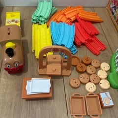 アンパンマン　パンこうじょうハウス&レールセットの画像