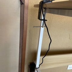 【最終価格】電気スタンド　224個LEDチップ 左右対称設計の画像