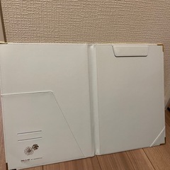 Paul&Joe A4サイズホルダーの画像