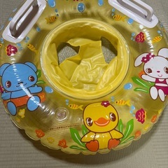 小さい子供用腕用浮き輪の画像
