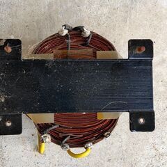 ★動線グルグル巻？★メチャクチャ重たい謎の機器？★トランス・メタルの画像
