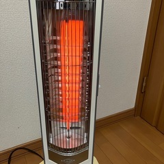 遠赤電気ストーブの画像