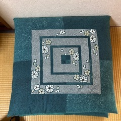 座布団5点セットの画像