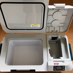 makita マキタ 充電式保冷温庫 CW001GZの画像