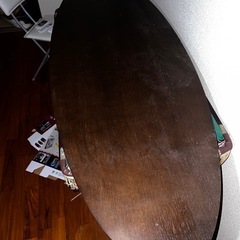 変わった形の座卓の画像