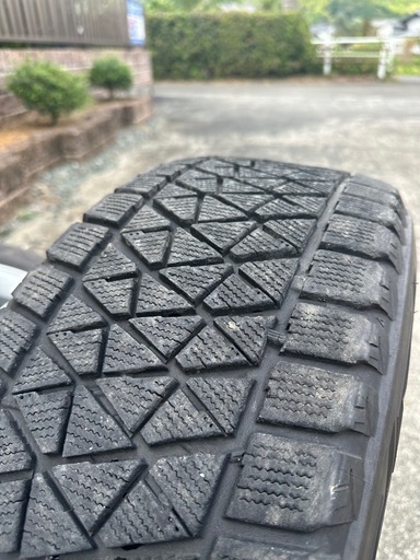 ブリヂストンブリザックスタッドレス235/60R18ベンツGLCアウディQ5