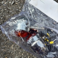 バイク　ウィンカー　新品　2つセットの画像