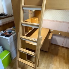 システムベッド、勉強机 ろロフトベッドの画像