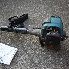 【日吉本町駅近】マキタ Makita 草刈り機 4st 4ストローク エンジン 24.5ccの画像