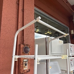 【洗濯機ラック】クリーニング済み【管理番号12809】町の画像