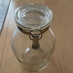 ガラス瓶、梅酒など漬けるの画像