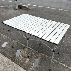 タープテント　テーブル　セットの画像