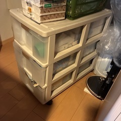 2025年12月末お渡し可能な方のみ　3段ボックスの画像