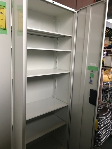 ジャングルジャングル貝塚店　両開き保管庫　書庫　鍵付き　大容量　事務用品　貝塚市　二色浜　リサイクルショップ