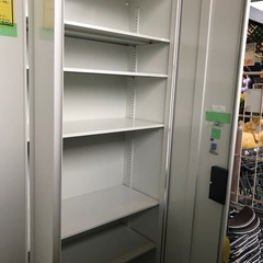 ジャングルジャングル貝塚店　両開き保管庫　書庫　鍵付き　大容量　事務用品　貝塚市　二色浜　リサイクルショップの画像