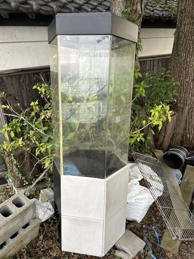 水槽 高さ1.6Mくらい