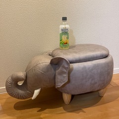 スツールの画像