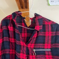 チェック柄シャツの画像
