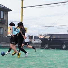 サッカーボール蹴りたい人、教えてほしい人募集です！！