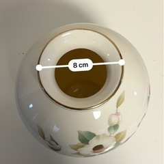 花瓶  
オブジェの画像
