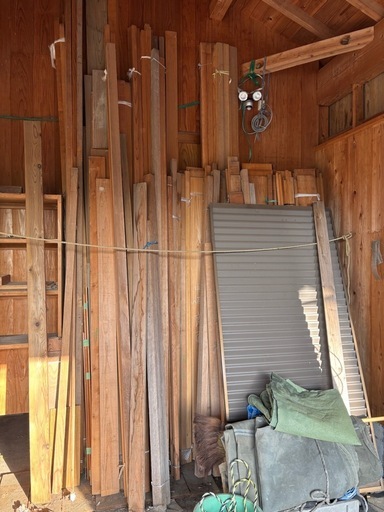 木材軽トラ詰め放題（乾燥してあり軽いです。